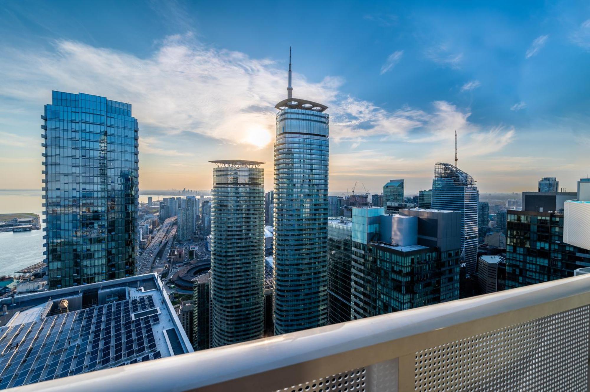 Presidential Suite Heart Of Downtown With Stunning View Toronto Luaran gambar